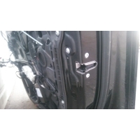 Замок двери передней правой Mercedes ML W166 2015 A1667200435