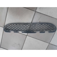 Заглушка (решетка) в бампер передний Mercedes C W203 2002 A2038850823,2038850823