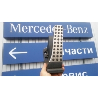 Педаль газа Mercedes CLS W218 2012 A2043000204,A2043000200,A2223001100