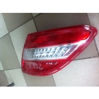 Фонарь задний правый Mercedes C W204 2010 A2048202064,A2049068802