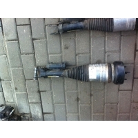 Амортизатор передний левый Mercedes C W205 2017 A2053208300,A2053200525,A2053200138