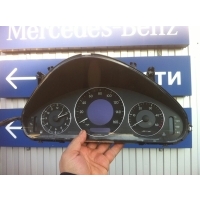 Щиток приборов (приборная панель) Mercedes E W211 2004 A2115403747,A2115406011,A2115407711,A2115403847,A2115400847,A2115409247,A2115406047,A2115402848,A2115403711,A2115407711,A2115403747