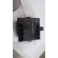 Блок управления двери передней левой Mercedes C W204 2010 A2129004402204,A2129004402