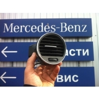 Дефлектор обдува салона Mercedes CLS W219 2008 A2198300254