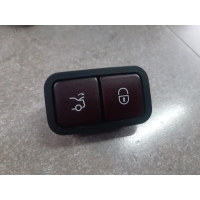 Кнопка открытия багажника Mercedes C W205 2017 A2208211479A,A2208211479,A2208211479A,2208211479