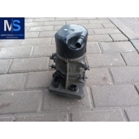 Насос гидроусилителя руля Mercedes S W221 2012 A2214600780,A2214601080,2214601080,A2214600980,A2214600780,A2214600980,2214601080,