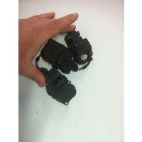 Моторчик заслонки печки Mercedes C W204 2008 A2218200042204,A2218200042,A2219066900