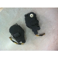 Моторчик заслонки печки Mercedes CLS W218 2009 A2218200042218,A2218200042,A2219066900