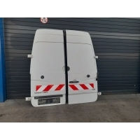 Дверь задняя правая Volkswagen Crafter 2015 A9067400505,A9067400505,A9067400105,A9067401205,A9067401305,A9067400405,A9067401700,A9067400005,A9067401300,A9067400030,A9067400900,