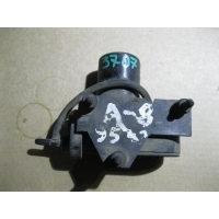 Вакуумное устройство системы центрального замка Audi A8 1994-1998 811907325