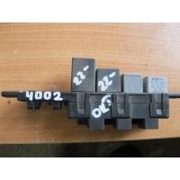 Блок реле Skoda Octavia 1997-2000 8L0941822