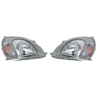 Комплект фар toyota yaris 1999-2002