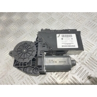 Моторчик стеклоподъемника передний правый Volkswagen Touareg 2005 3D1959792E, 0130821765,7L0959702G