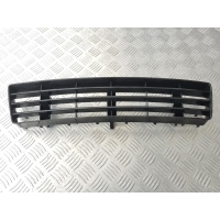 Заглушка (решетка) в бампер Audi A6 C5 2000 4B0807683F