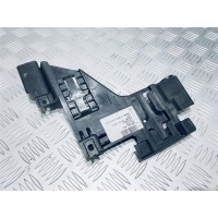 Крепление фары правой Audi Q5 2010 8R0941454