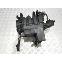Коллектор впускной Opel Astra J 2011 55561187