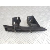 Крепление бампера Audi Q7 2008 4L0807333