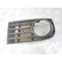 Рамка фары противотуманной правой Volkswagen Golf 5 2007 1K0853666B