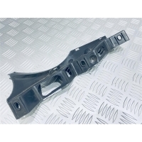 Кронштейн переднего бампера Volkswagen Passat B6 2008 3C0807889