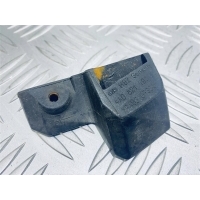 Кронштейн Audi A6 C4 1996 4A0821190B