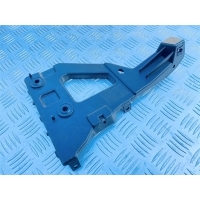 Кронштейн переднего бампера Audi A6 C6 2009 4F0807227
