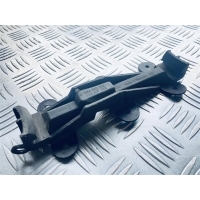 Кронштейн переднего бампера Audi 100 1994 4A0807253