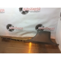 Накладка стойки Mercedes X164 GL Mercedes X164 GL 2006-2012 A1646802035