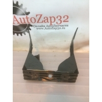 Кронштейн Mercedes X164 GL Mercedes X164 GL 2006-2012 A1646801414