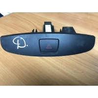 Кнопка аварийной сигнализации Mazda 2 D651664H0