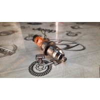 Форсунка Mitsubishi Diamante F36A E7T05073