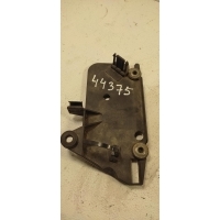 Кронштейн Audi A8 2007 06C133365A,, ASN, BBJ,