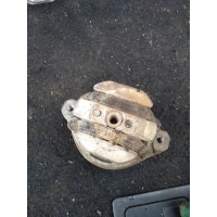 Подушка крепления КПП Volkswagen Passat 2002 4B0399151S,4B0399151M,