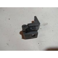Петля двери задней правой верхняя Audi A8 2007 4E0833402B,,