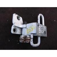 Петля двери задней левой нижняя Volkswagen Passat 2007 3C8833411A,3C4833411,3C4833411A,3C4833411B,3C4833411C,3C8833411B,3C9833411,