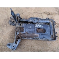 Полка аккумулятора Volkswagen Jetta 2006 1K0915333D,1K0915333,1K0915333B,1K0915333C,1K0915333D,1K0915333H,