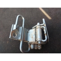 Петля двери передней левой нижняя Audi A8 2007 4E4831411,,
