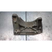 Кронштейн двигателя Audi 100 C4/4A 1994 4A0199354