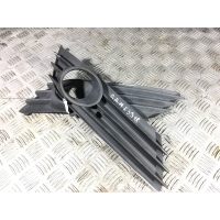 Заглушка (решетка) в бампер Opel Astra H 2006 13126026,13126025