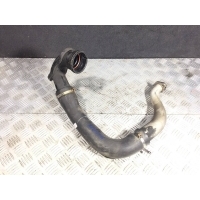 Патрубок интеркулера Opel Astra J 2009 13265274