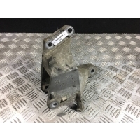 Кронштейн КПП Opel Vectra C 2003 9191148