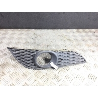 Заглушка (решетка) в бампер передний Opel Astra H 2009 13225764