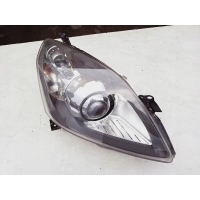 Opel zafira b ксенон фара правая передняя 93190407