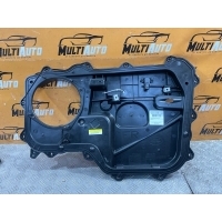 Кронштейн двери Перед. Land Rover Discovery 5 LR045816