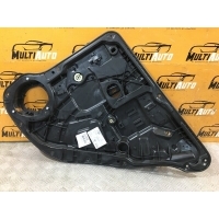 Кронштейн двери Задн. Mercedes GLE W166 2017 A1667309001