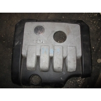 Декоративная крышка двигателя Volkswagen Passat B6 2006 03G103925BP