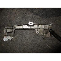 Кронштейн Volkswagen Passat B6 2006 03G131159