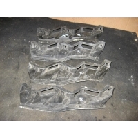 Кронштейн переднего бампера Volkswagen Passat B6 2008 3C0807890A