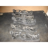 Кронштейн переднего бампера Volkswagen Passat B6 2008 3C0807889A