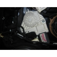 Моторчик стеклоподъемника передний правый Audi A6 C6 2005 4F0959802B