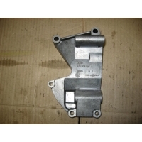 Кронштейн генератора Audi A6 C6 2005 079903805J